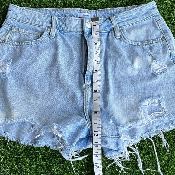 FOREVER 21 Cut Off Denim Shorts size 31 - Picture 3 of 6